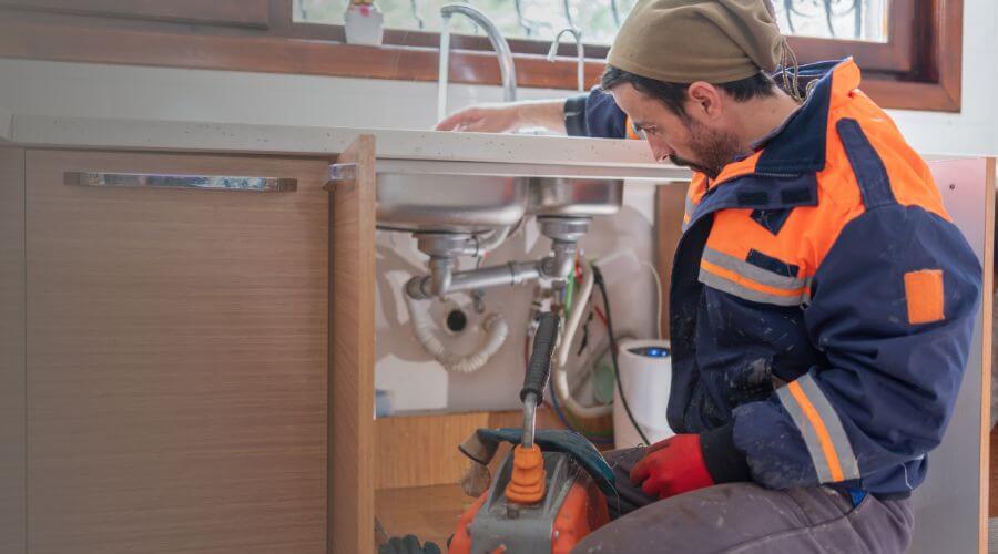 Professional water heater repair in Pinecrest, CA